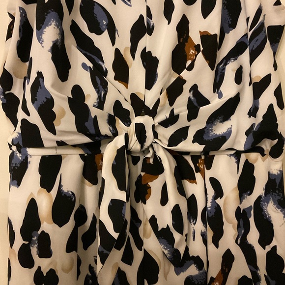 She + Sky Leopard Romper - Picture 5 of 7